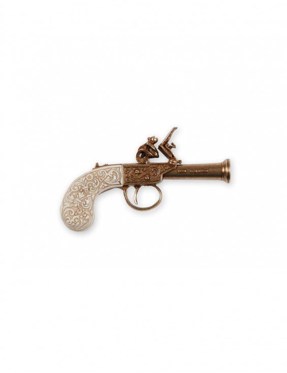 PISTOLET