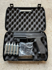 Pistolet de défense Vesta calibre .50 — Pack mallette (5 cartouches gaz + 50 billes)
