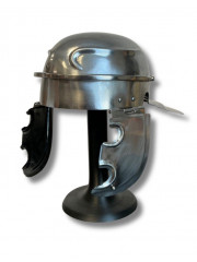 Casque romain type Galia en acier poli