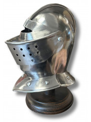 Mini Bassinet Médiéval à Visage Perforé