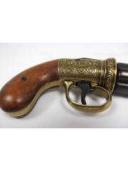 PISTOLET ANGLAIS 1840 6 CANONS NOIR ET OR